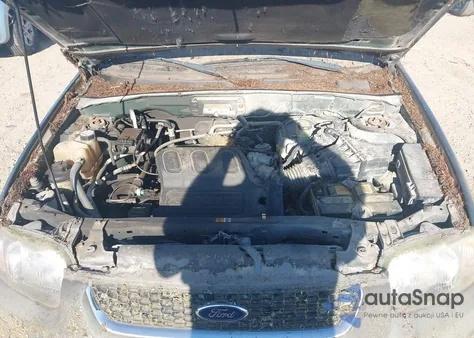 2004 Ford Escape Xlt из США, поврежденный, VIN 1FMYU93104KA24059